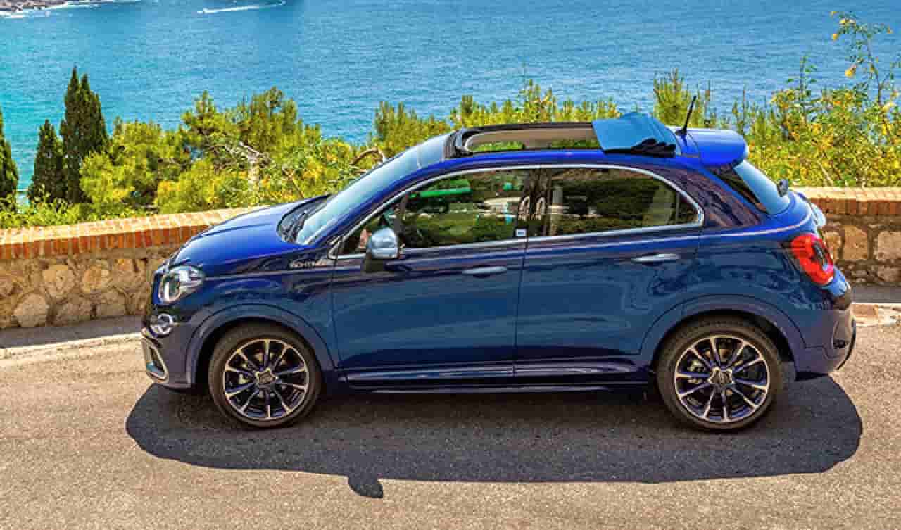 Fiat 500X, la serie speciale si ispira agli yacht di lusso: dotazioni e prezzo