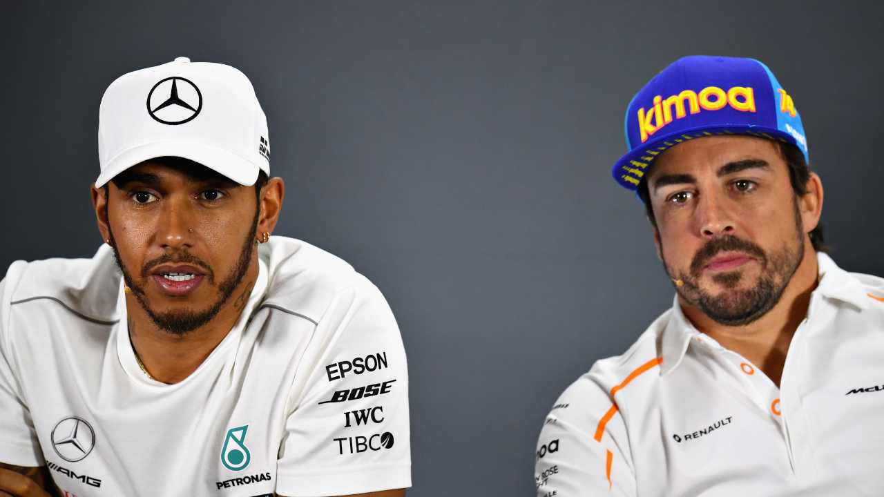 Fernando Alonso e Lewis Hamilton