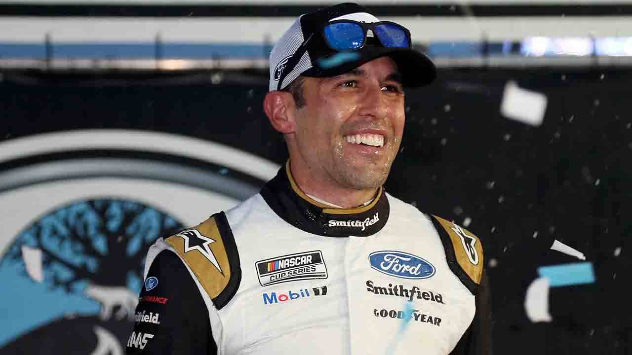 Nascar New Hampshire Almirola