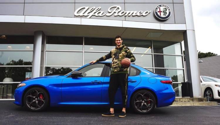 Danilo Gallinari Alfa Romeo Giulia