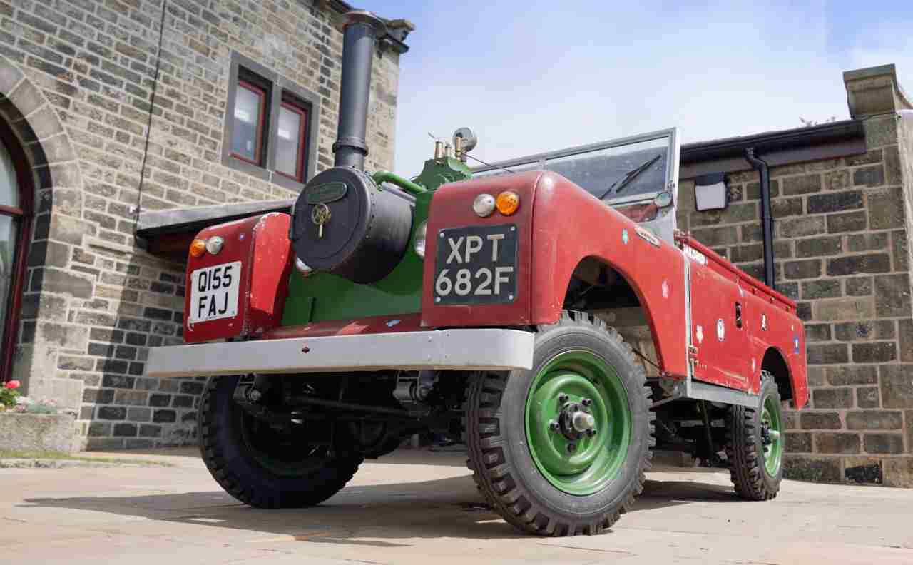 Land Rover a vapore