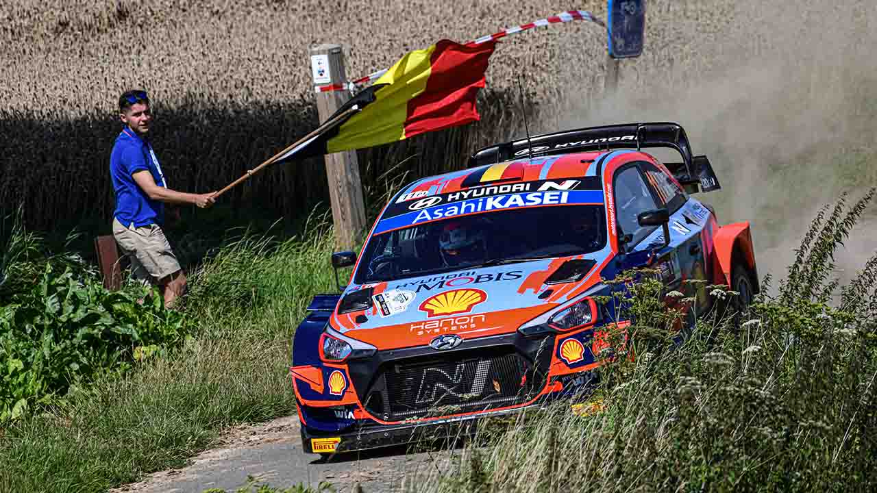 Rally Belgio Neuville
