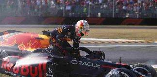 Max Verstappen della Red Bull in testa alla classifica Mondiale di Formula 1