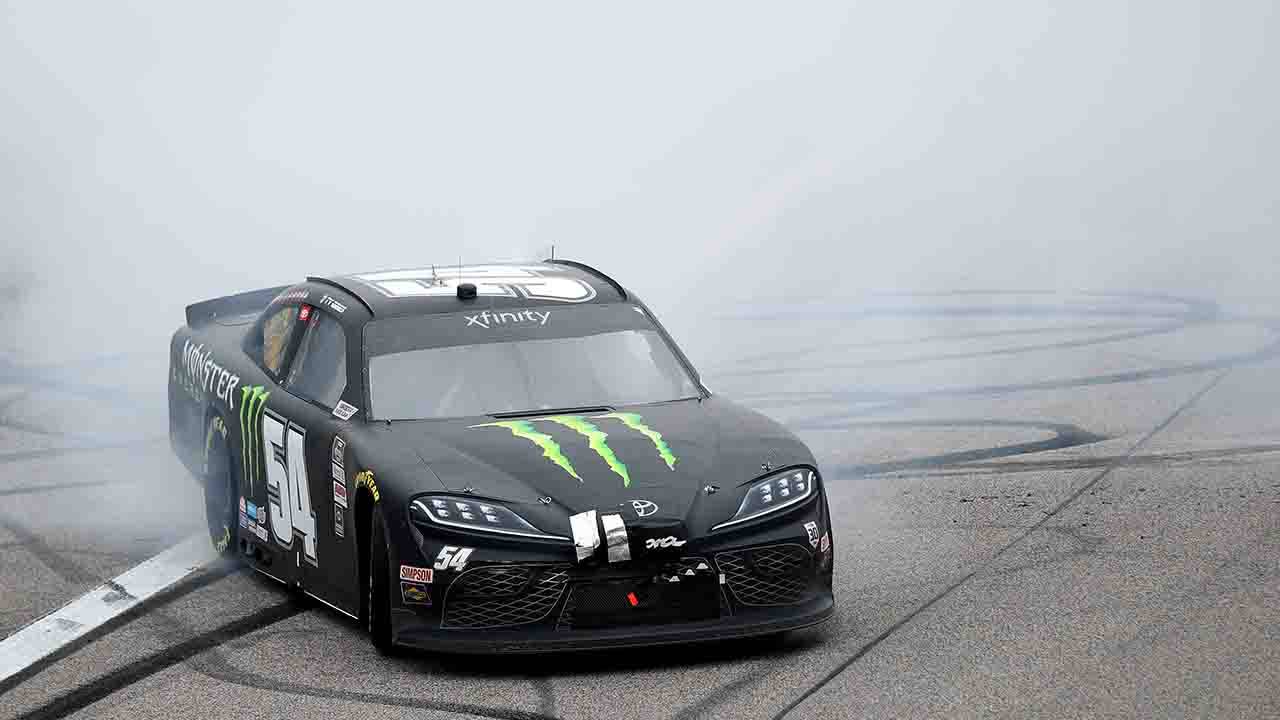 Nascar Xfinity Kansas