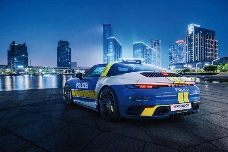 Porsche 911 Targa 4 Polizia