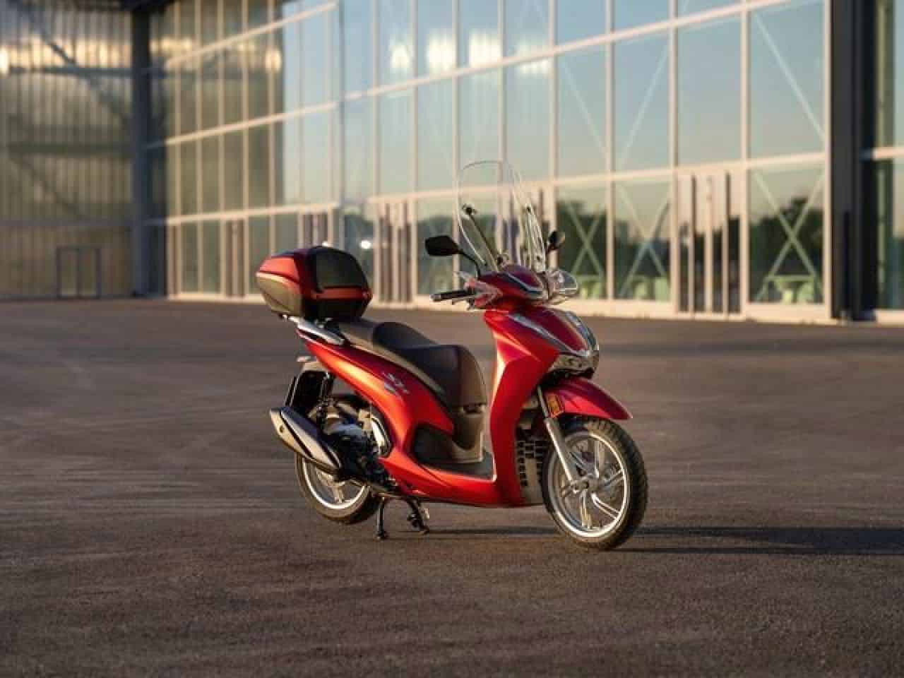 Honda presenta l'SH350i, nuovo salto di qualità: caratteristiche e dettagli