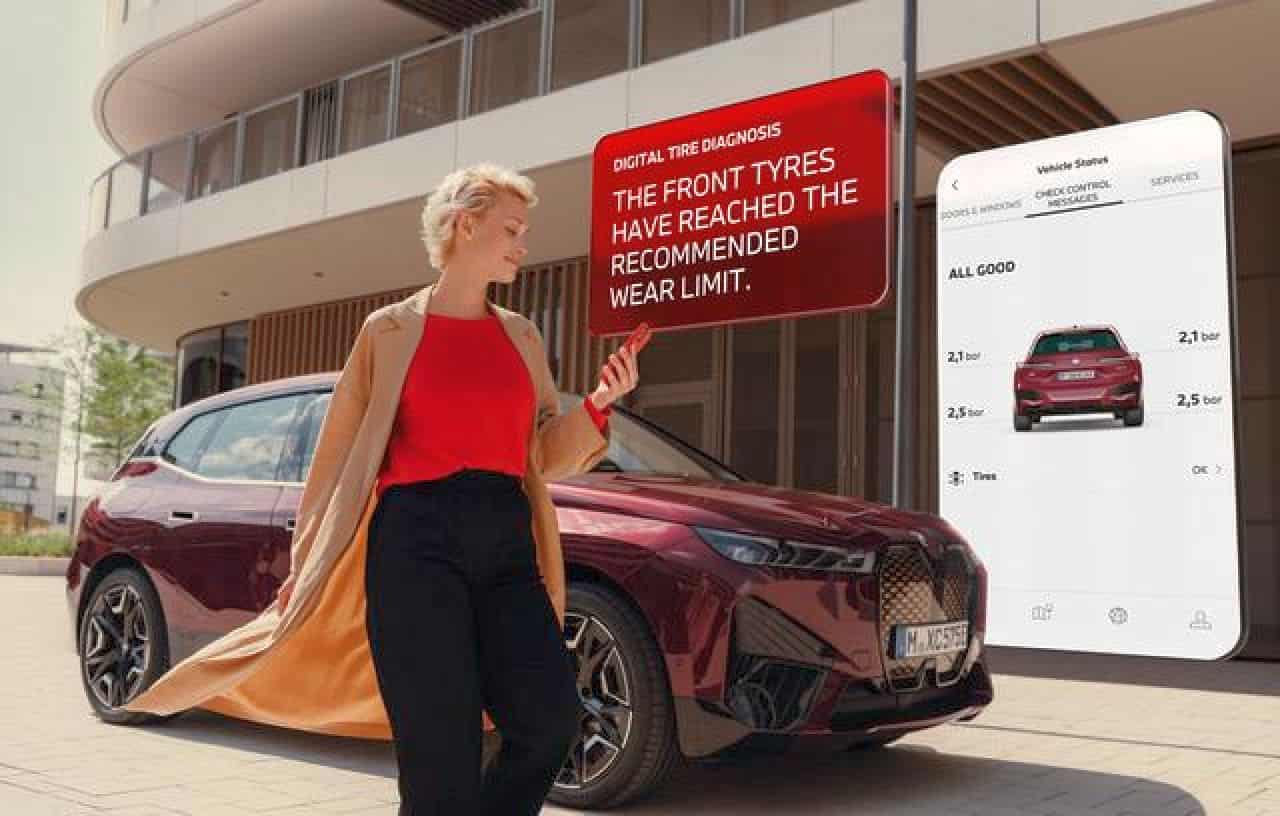 Da Bmw nuove funzioni per gestire l'Auto a distanza con la app: le novità