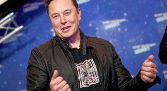 Elon Musk, provocazione su Twitter: la bizzarra domanda ai followers