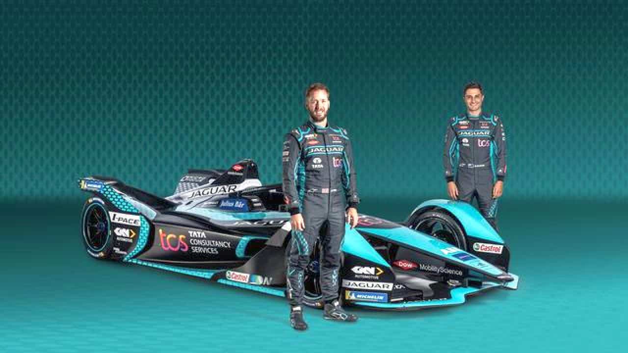 Formula E, Jaguar presenta il team 2022 con la nuova livrea - Foto