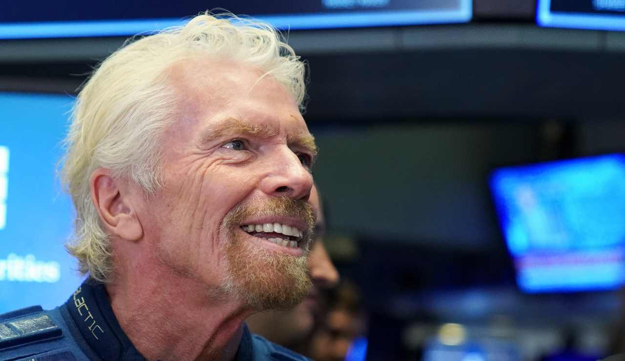 Richard Branson, Necked Bell