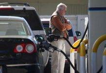 Prezzi carburanti, buone notizie: scendono i prezzi. I dati completi