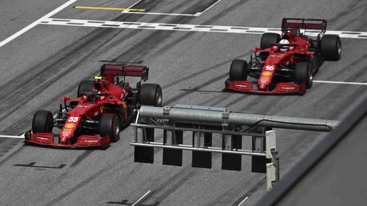 Charles Leclerc e Carlos Sainz