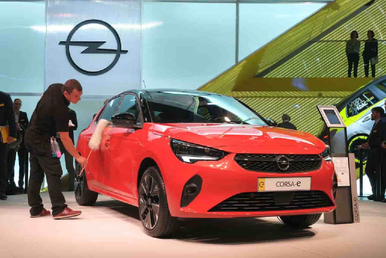 Opel, tante le novità in arrivo nel 2022: le nuove Auto