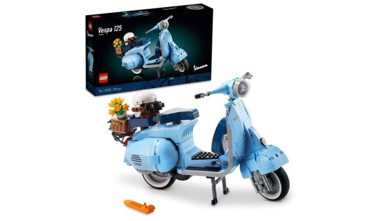 Vespa 125 Lego