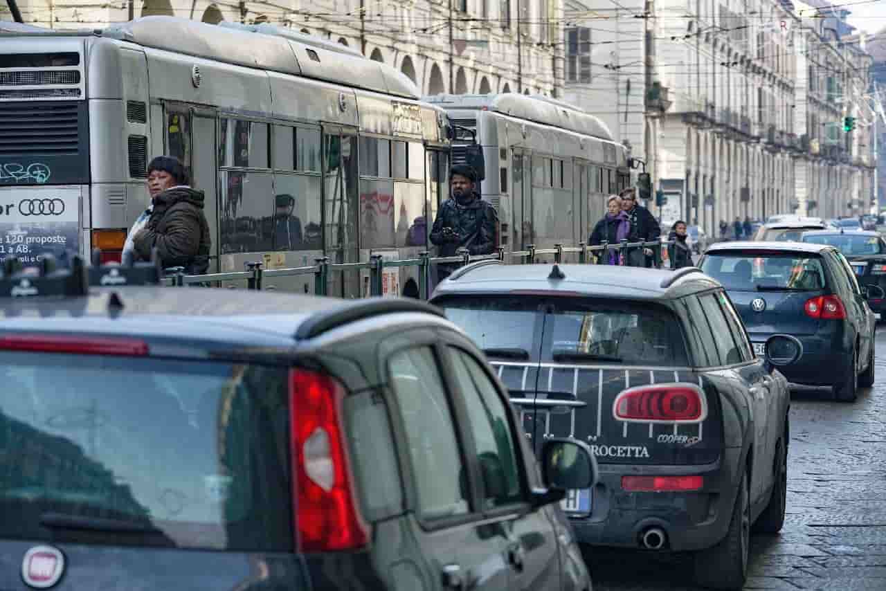 Stop alle Auto endotermiche nel 2035, la Germania ci ripensa