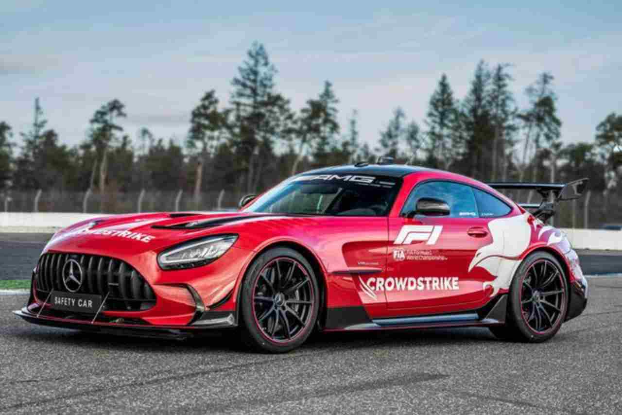 F1 Safety Car Mercedes AMG GT