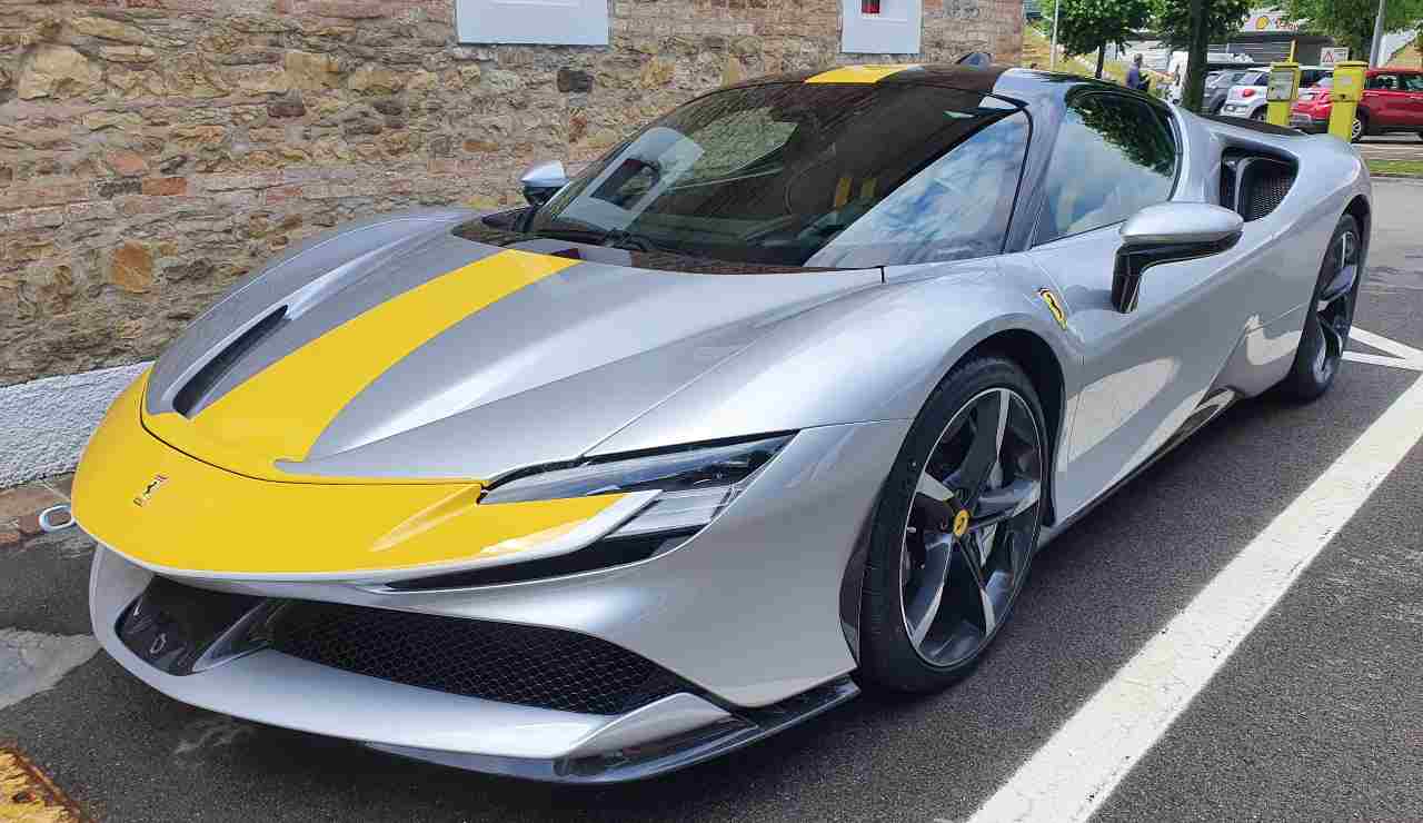 Ferrari SF90 Assetto Fiorano