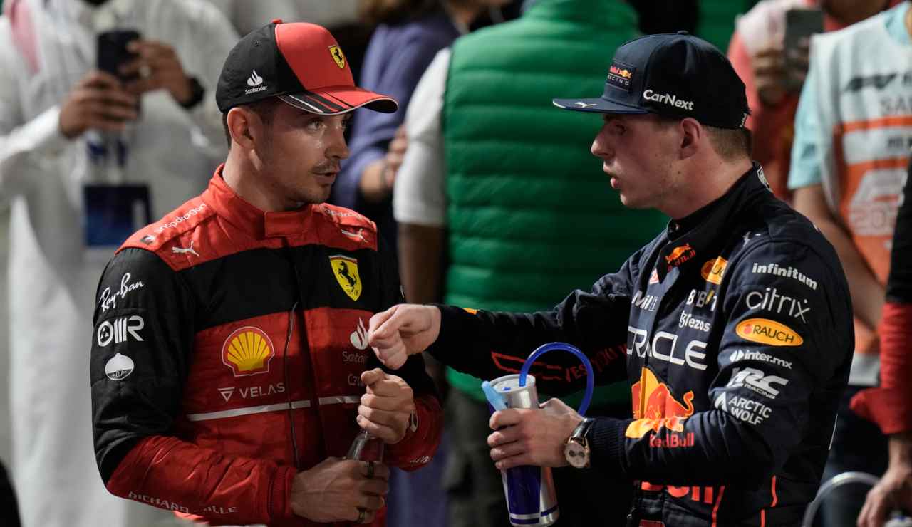 Leclerc e Verstappen