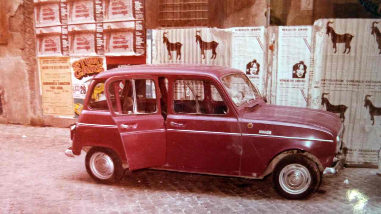 Renault 4