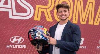 MotoGP, Di Giannantonio porta la sua Roma in pista: la “Lupa” sul casco