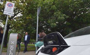 Auto Elettriche, quanto dura la Batteria: la risposta a uno dei dubbi più comuni