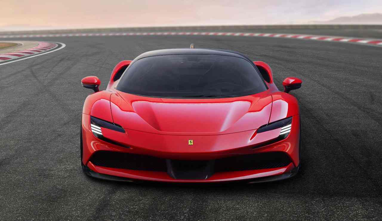 Ferrari SF90