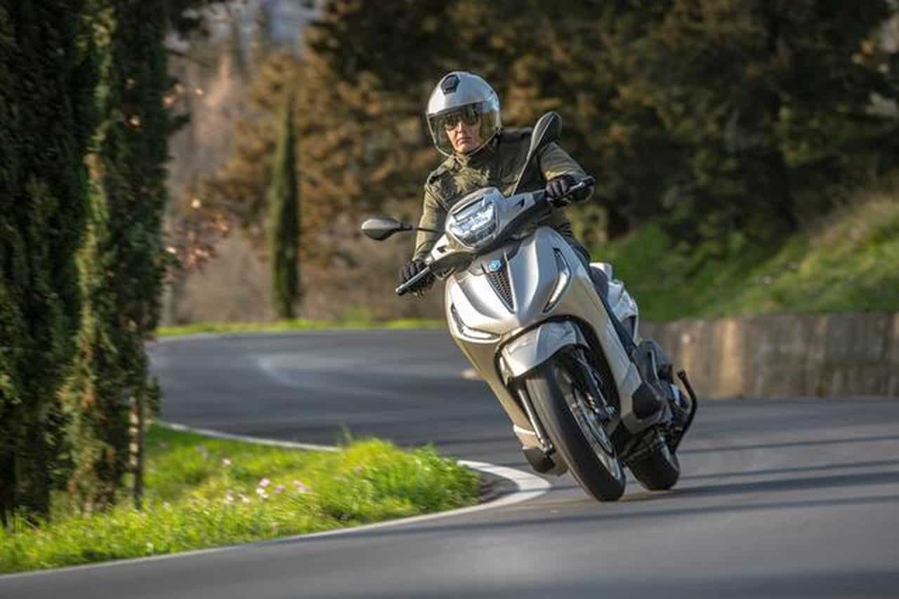 Incentivi Moto e Scooter 2022: quanto costa il Piaggio Beverly con lo sconto