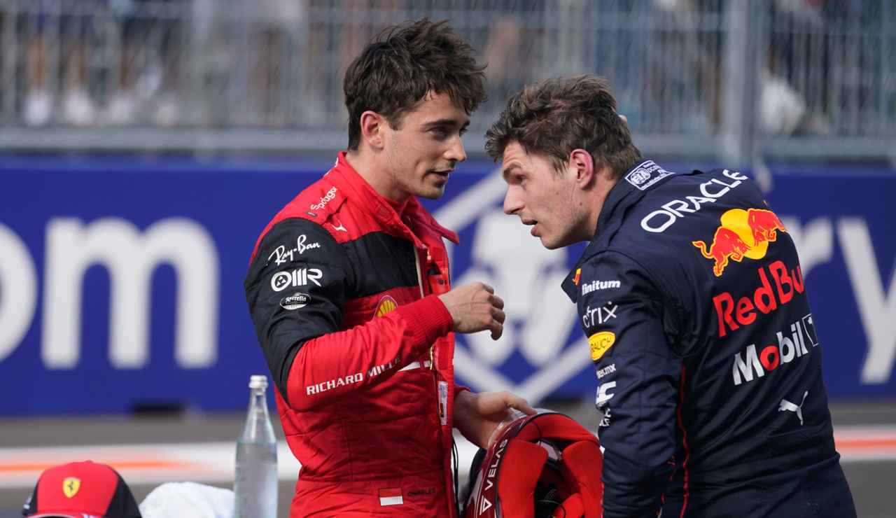 Leclerc e Verstappen