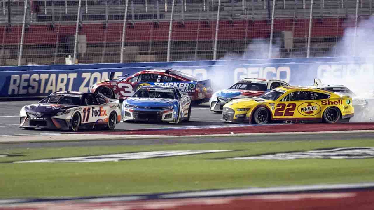 Nascar Charlotte Incidente