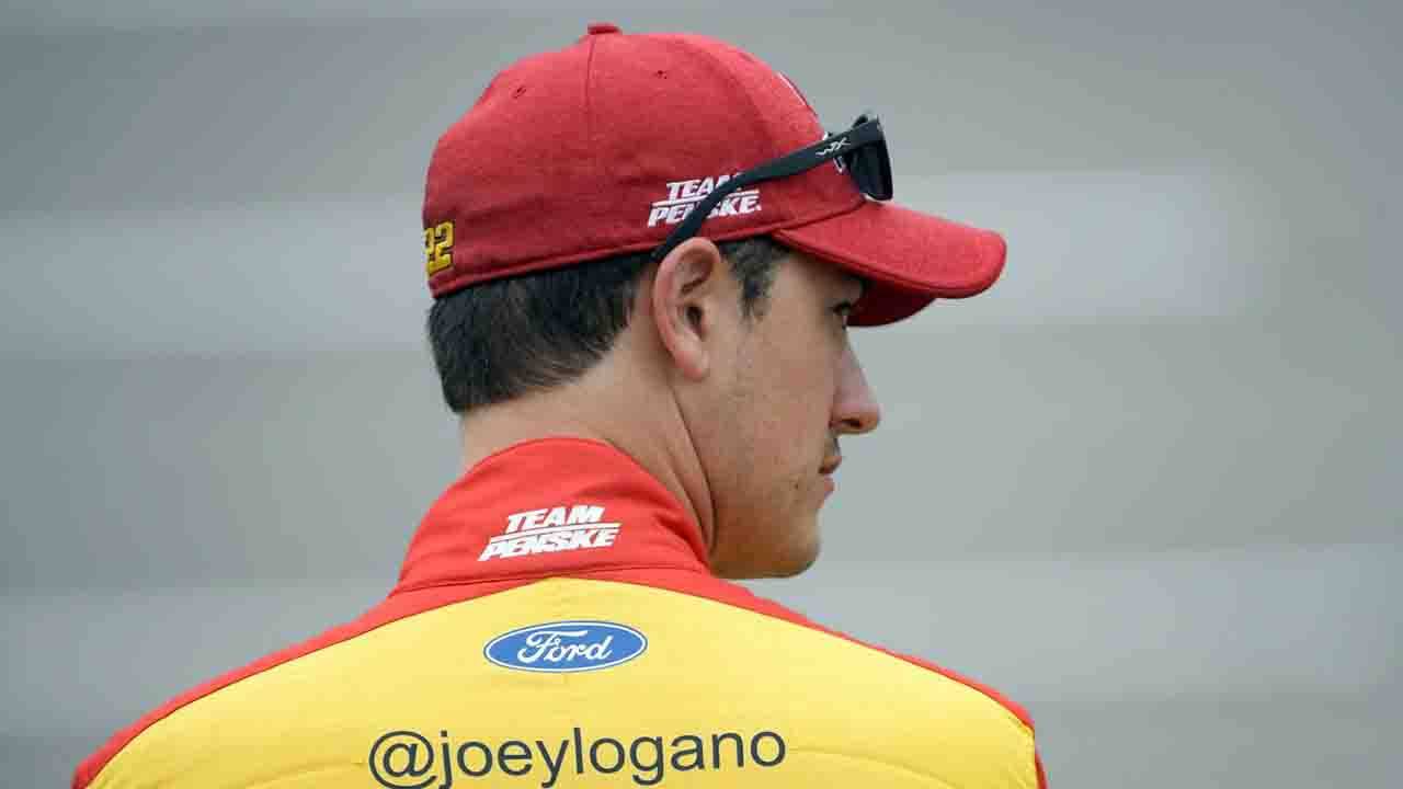 Nascar Logano