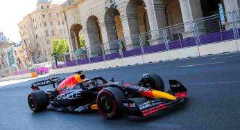 LIVE F1 GP Baku, Gara in Diretta: Verstappen trionfa, Ferrari che disastro