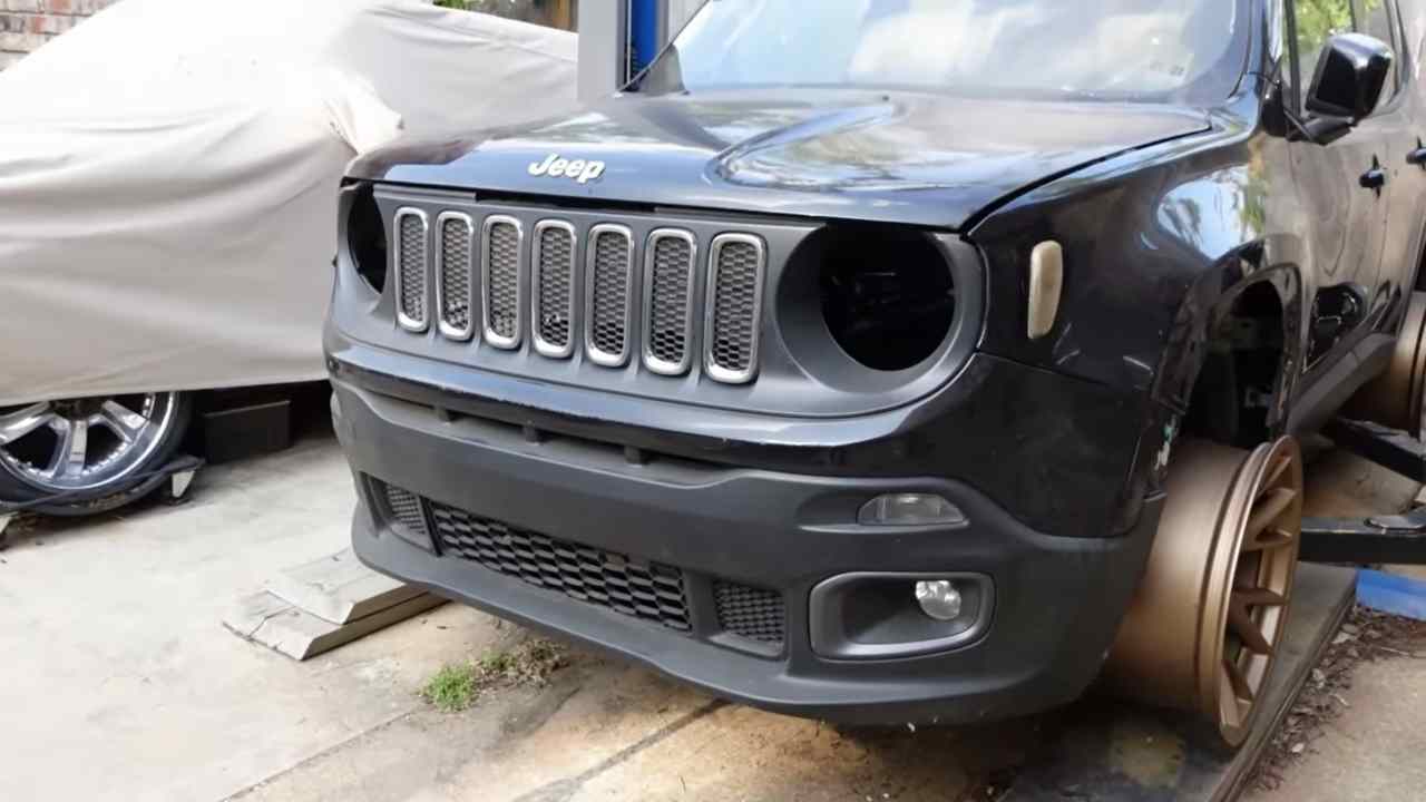 Jeep Renegade HEMI