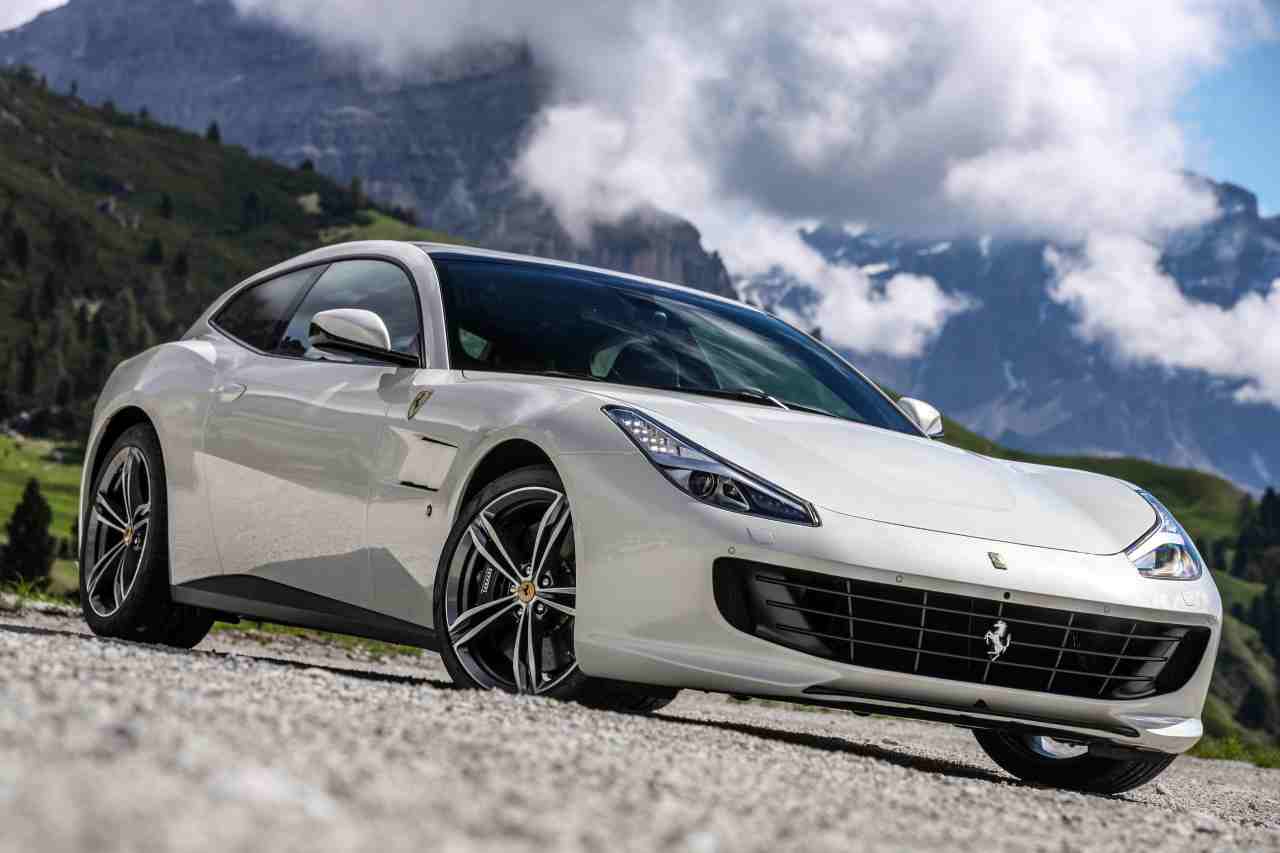 Ferrari GTC4Lusso