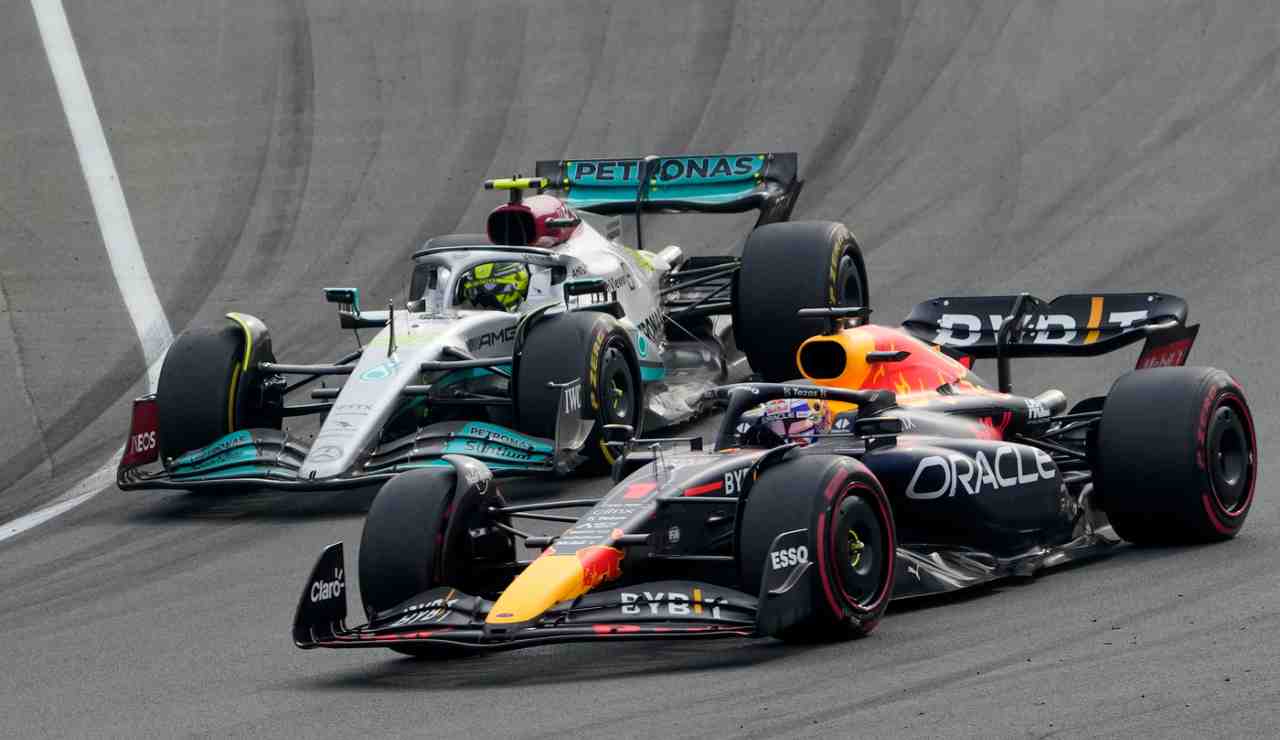 Hamilton e Verstappen