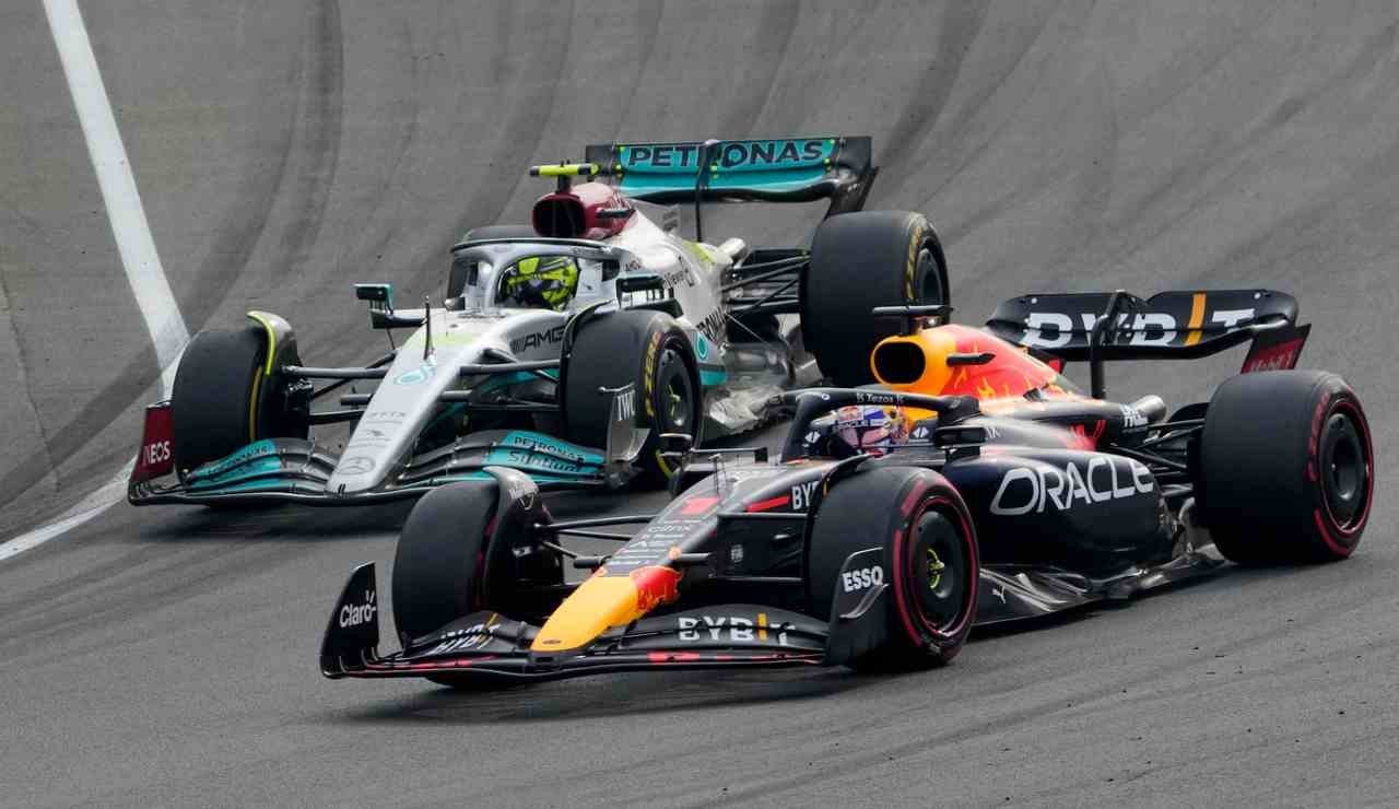 Hamilton e Verstappen