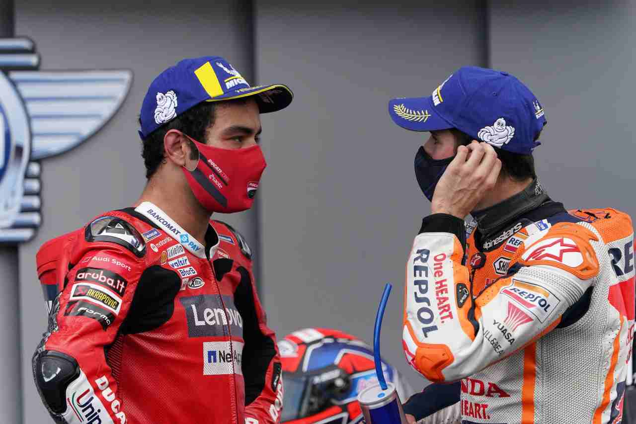 Danilo Petrucci e Marc Marquez Automotorinews 18-10-2022