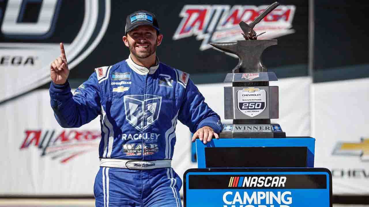 Nascar Truck DiBemedetto Automotorinews 041022