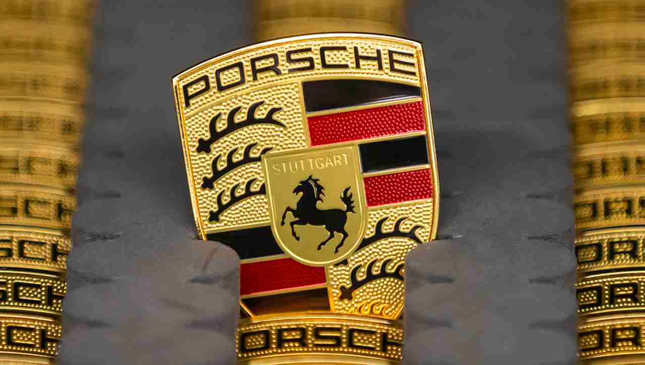 Porsche Logo Formula 1