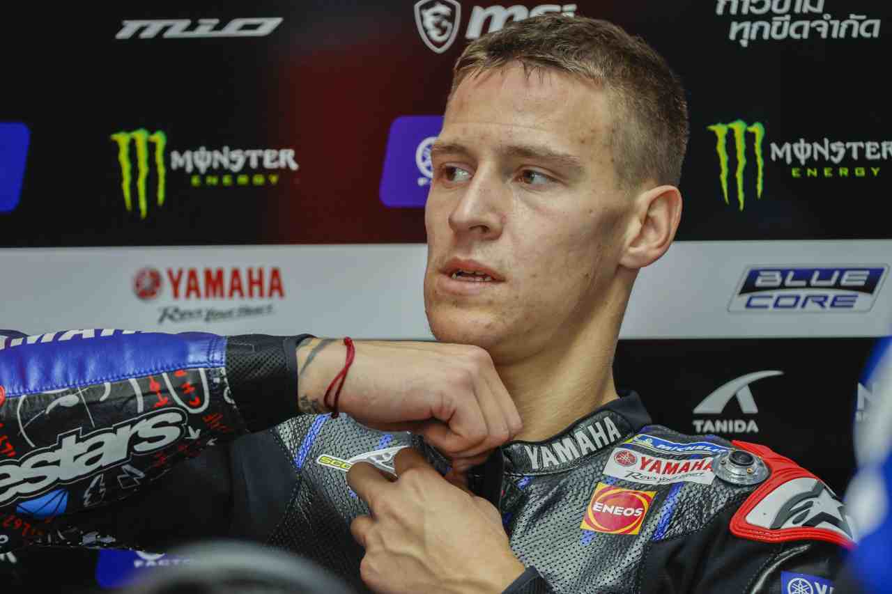 Figurina Fabio Quartararo Fatta A Mano 2025 (Le Mans) - Resina, Scala 1:12 Corpo, 1:5 Casco - Multi Colore
