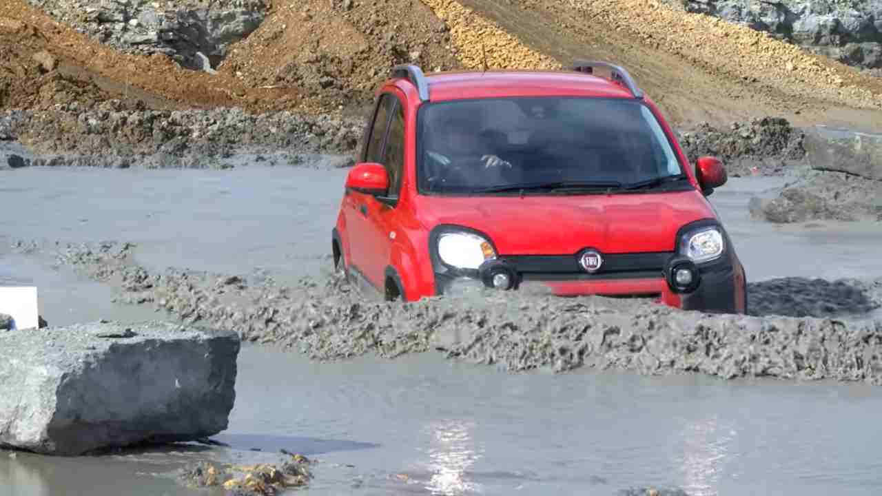 Fiat Panda video off road