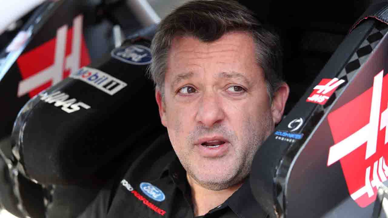 Tony Stewart Automotorinews 031122