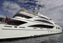 Yacht