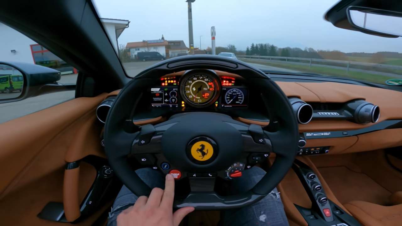 Ferrari 812