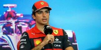 Carlos Sainz invito Ferrari