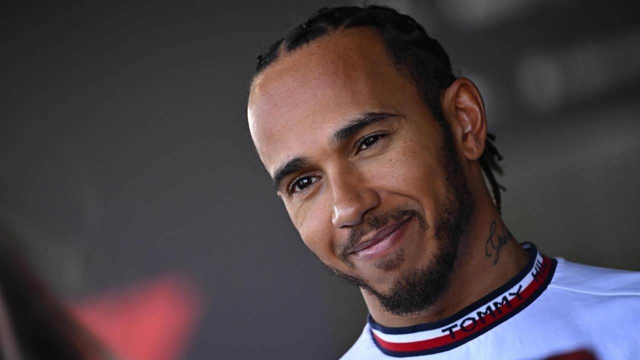 Lewis Hamilton ufficiale