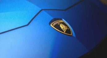 Lamborghini, arriva il modello “essenziale” degno di un super eroe: mai vista una cosa del genere