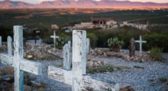 Per non pagare la multa si finge morto e si trasferisce in Italia: quello che accade è tragicomico
