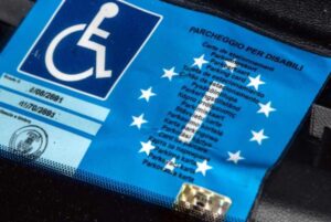 Disabili contrassegno auto