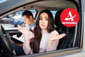 Donna auto confusa