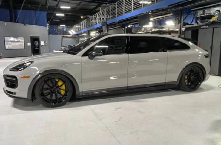 Porsche auto limousine